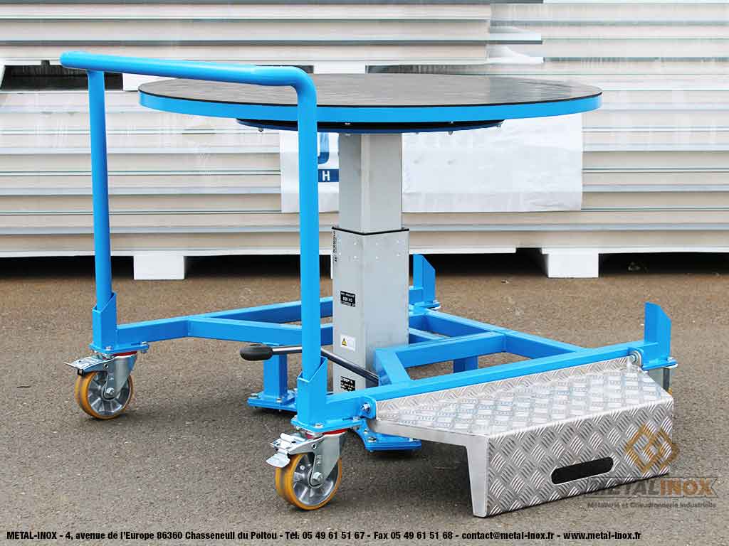 Table élévatrice rotative à pompe à pied + marche-pieds - 1 - METALINOX