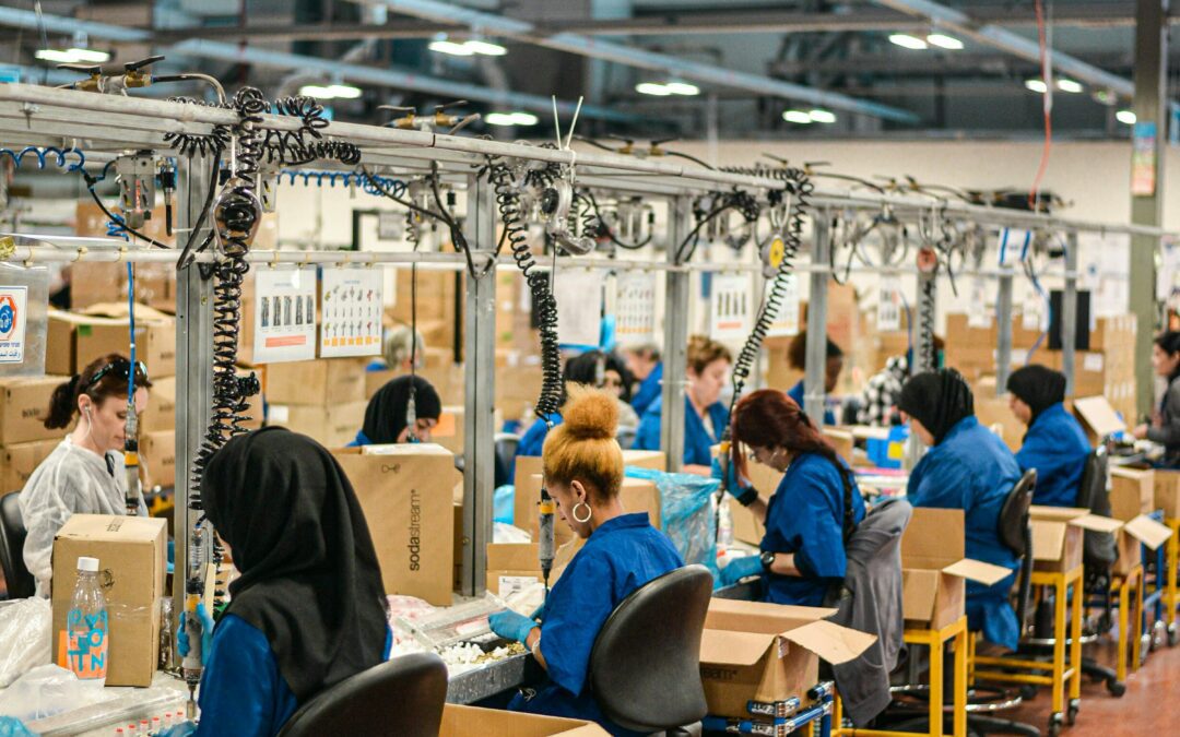 Quelles sont les obligations de l’employeur concernant la protection des collaborateurs en industrie ?